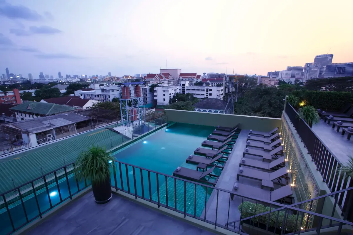 Rooftop swimming pool above Bangkok Old Town